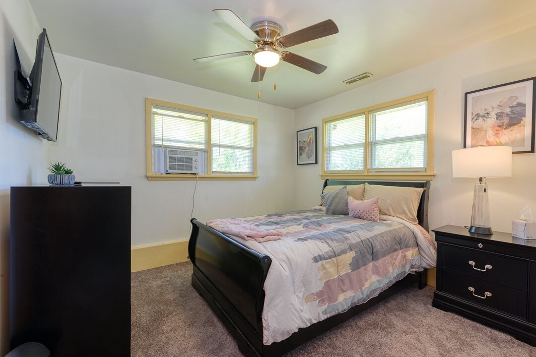 Photo of Bedroom in Forestview