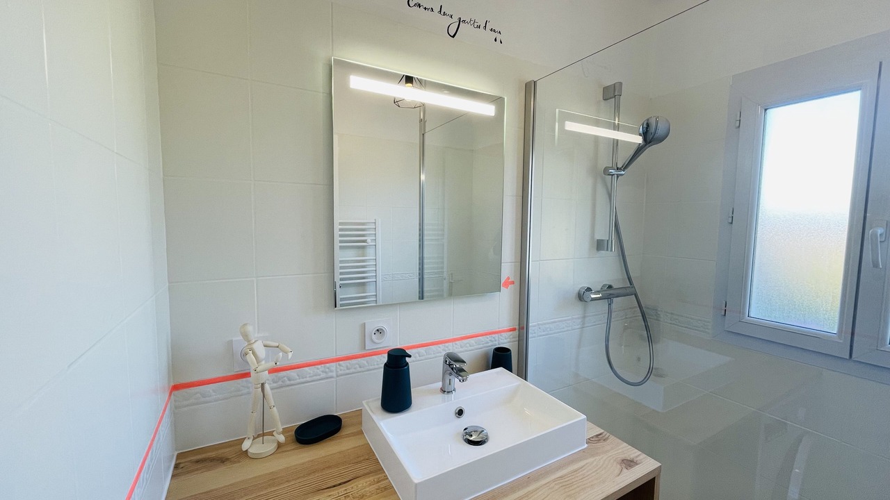 Photo of Bathroom in Saint-Gilles-Croix-de-Vie