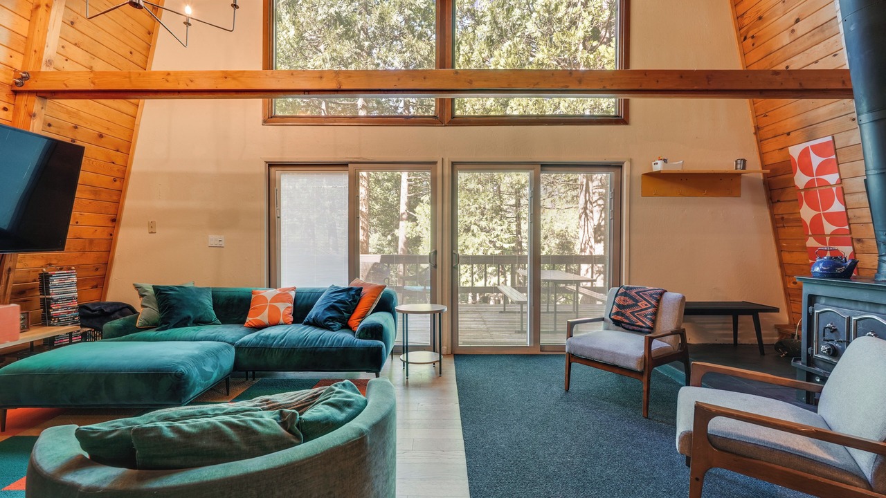 Photo of Livingroom in Strawberry