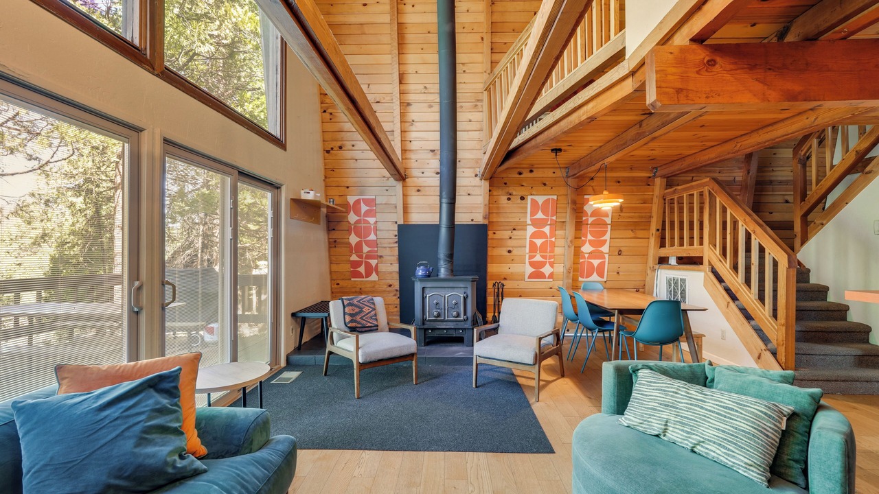 Photo of Livingroom in Strawberry