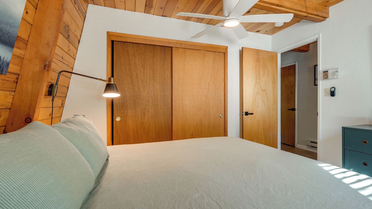 Photo of Bedroom in Strawberry