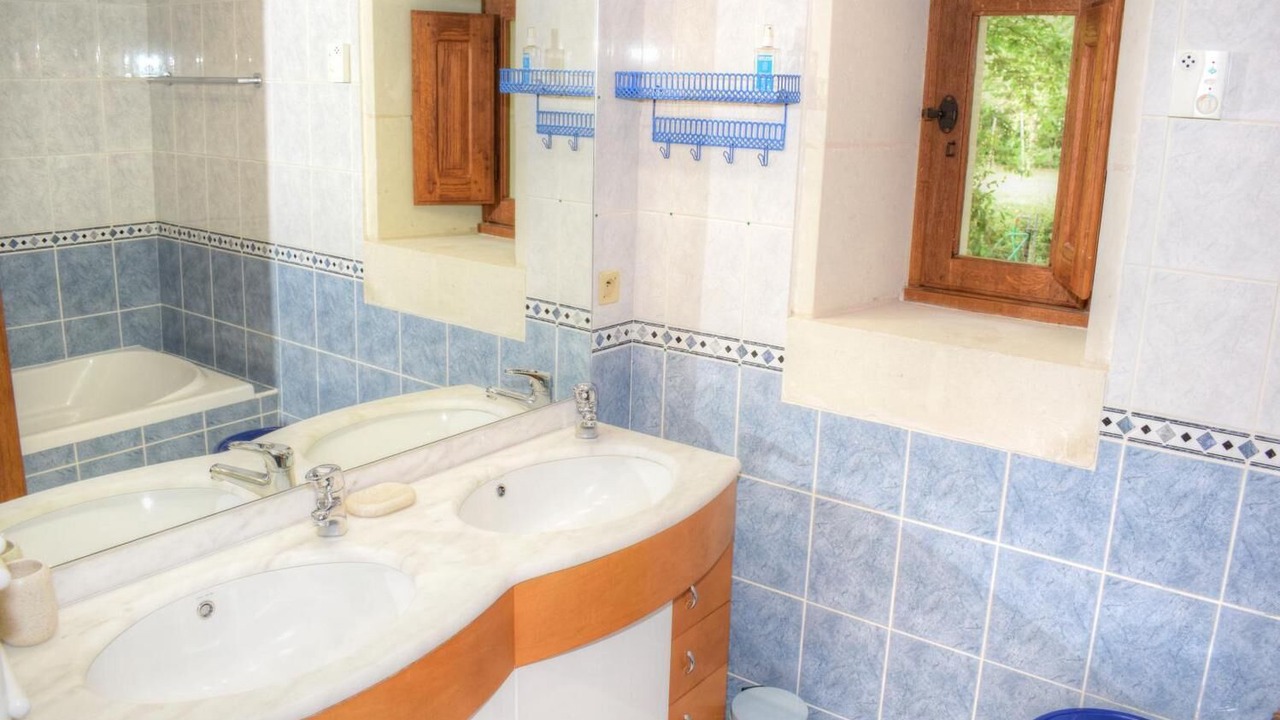 Photo of Bathroom in Francueil