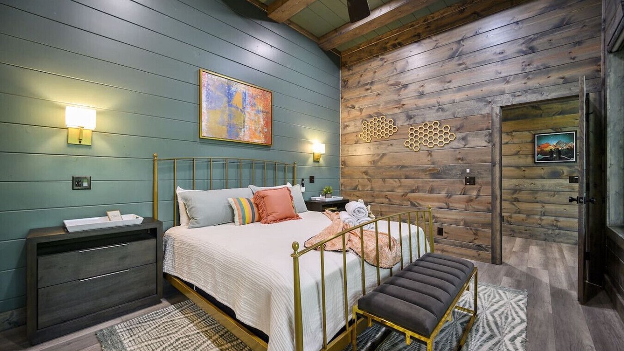 Photo of Bedroom in Broken Bow