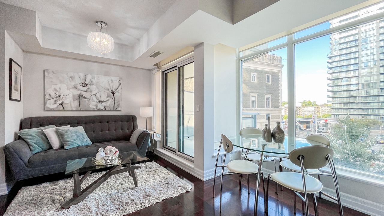 Photo of Livingroom in Yorkville
