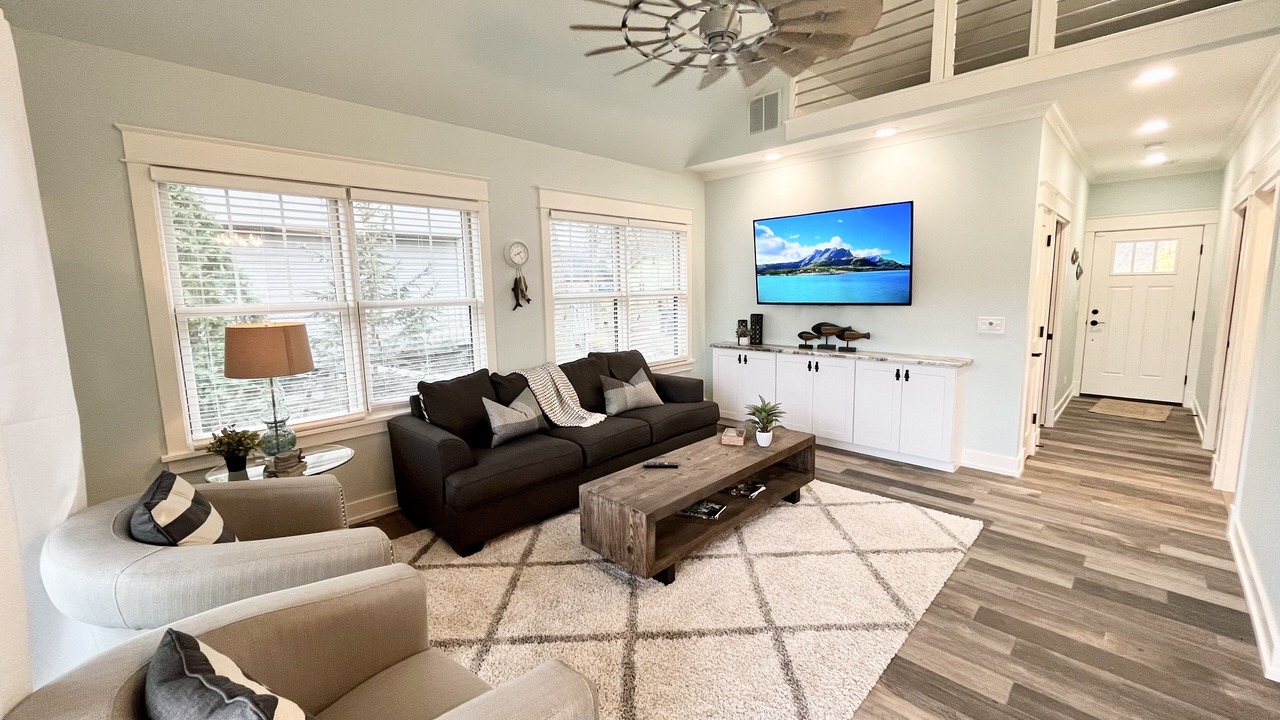 Photo of Livingroom in St. Charles