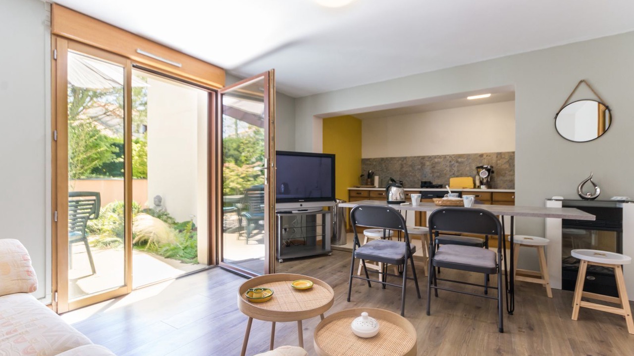 Photo of Livingroom in Oudon