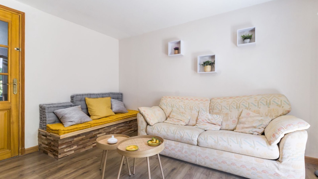 Photo of Livingroom in Oudon