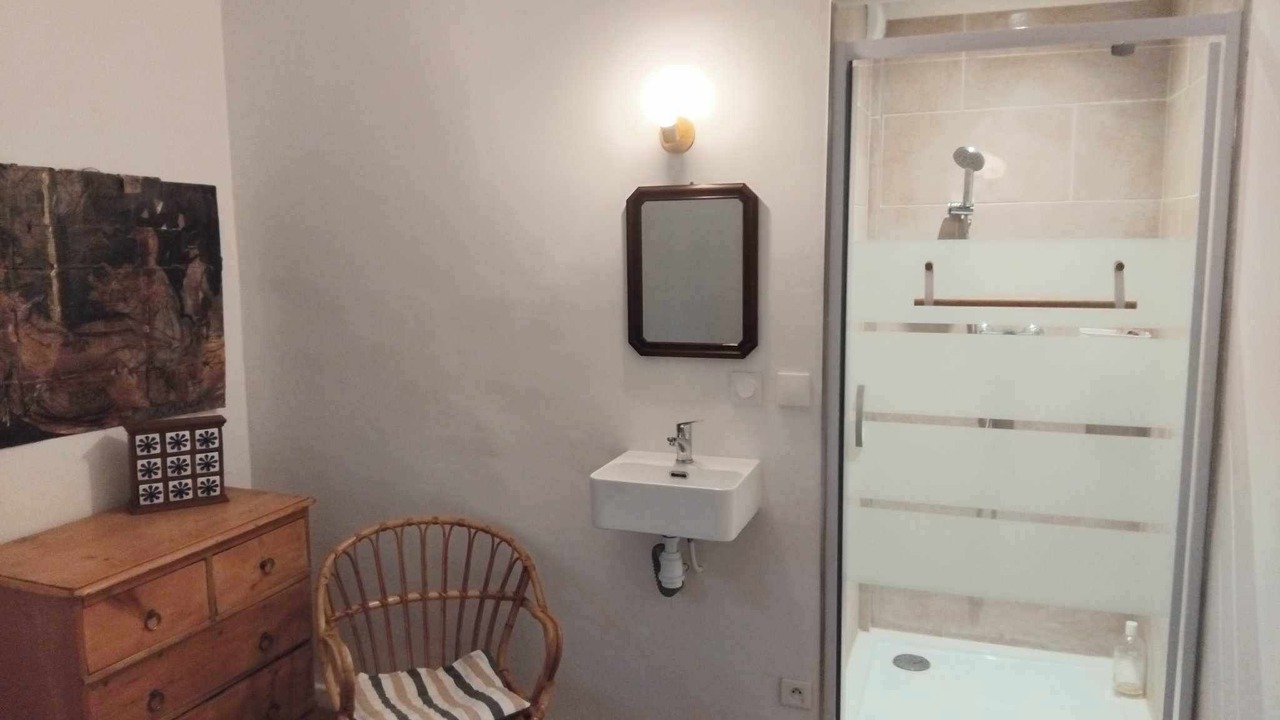 Photo of Bathroom in Vezenobres