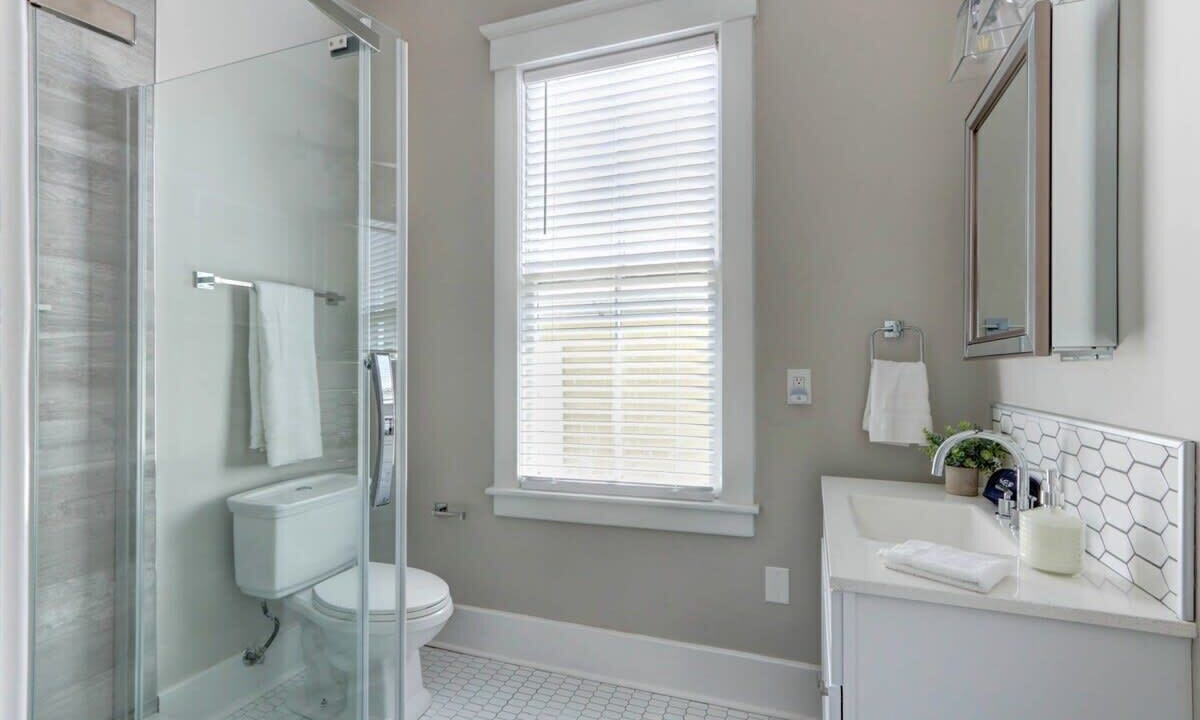 Photo of Bathroom in Historic District - North