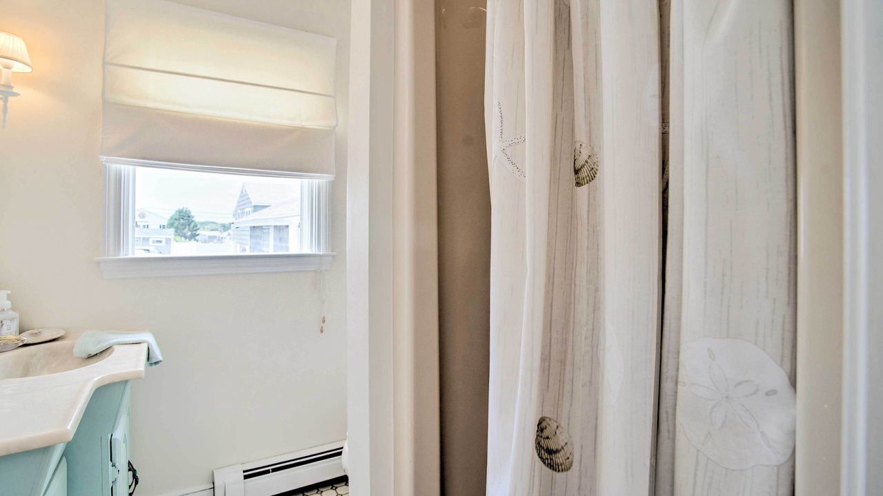 Photo of Bathroom in Ocean Bluff-Brant Rock