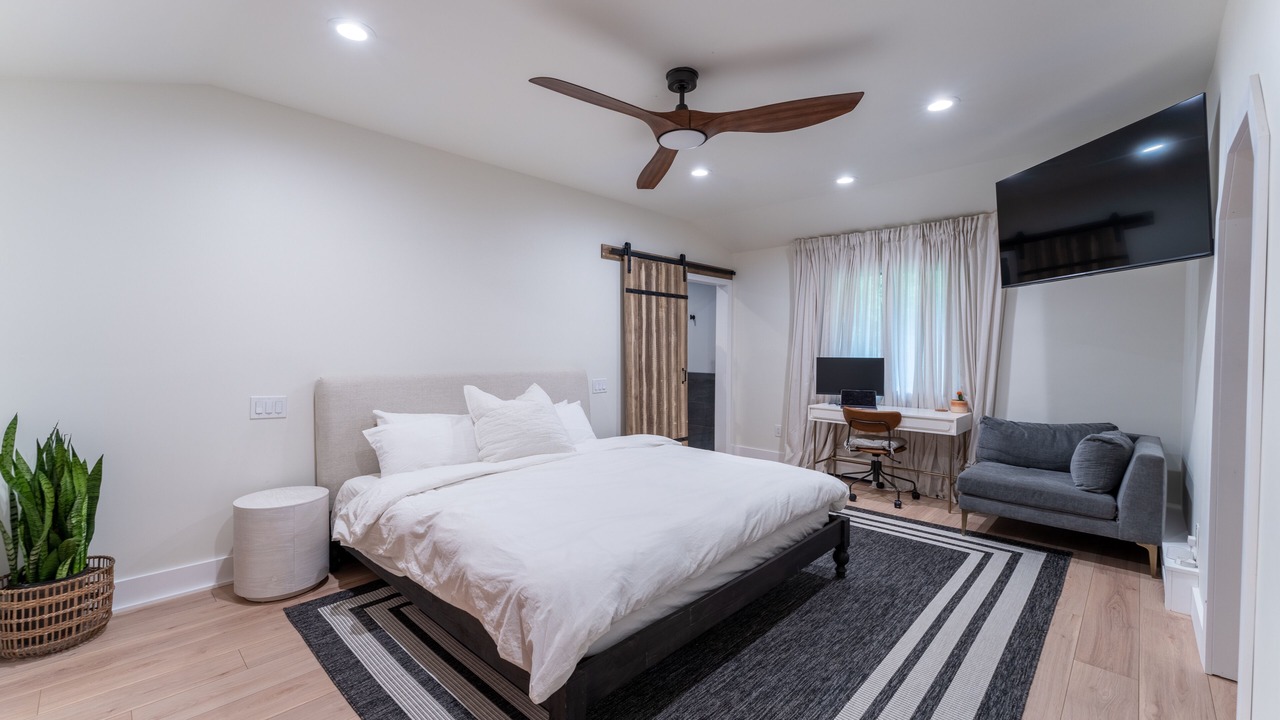 Photo of Bedroom in Shirley