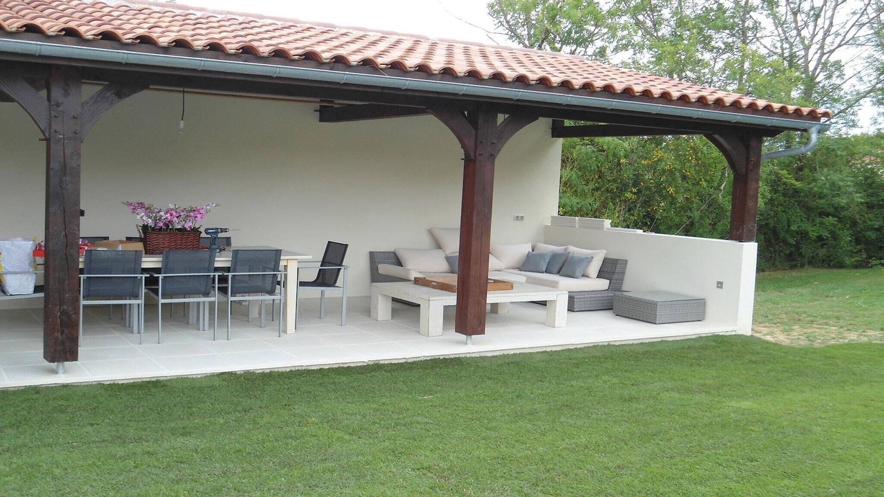 Photo of Patio Balcony in Buzon