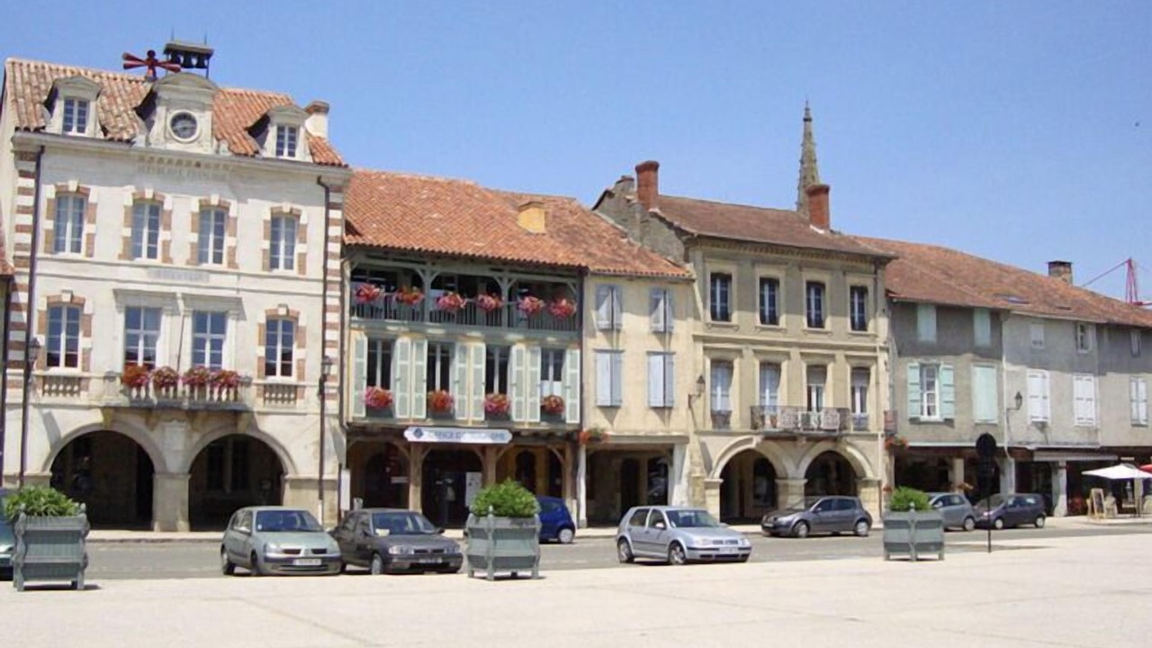 Photo of Others in Buzon