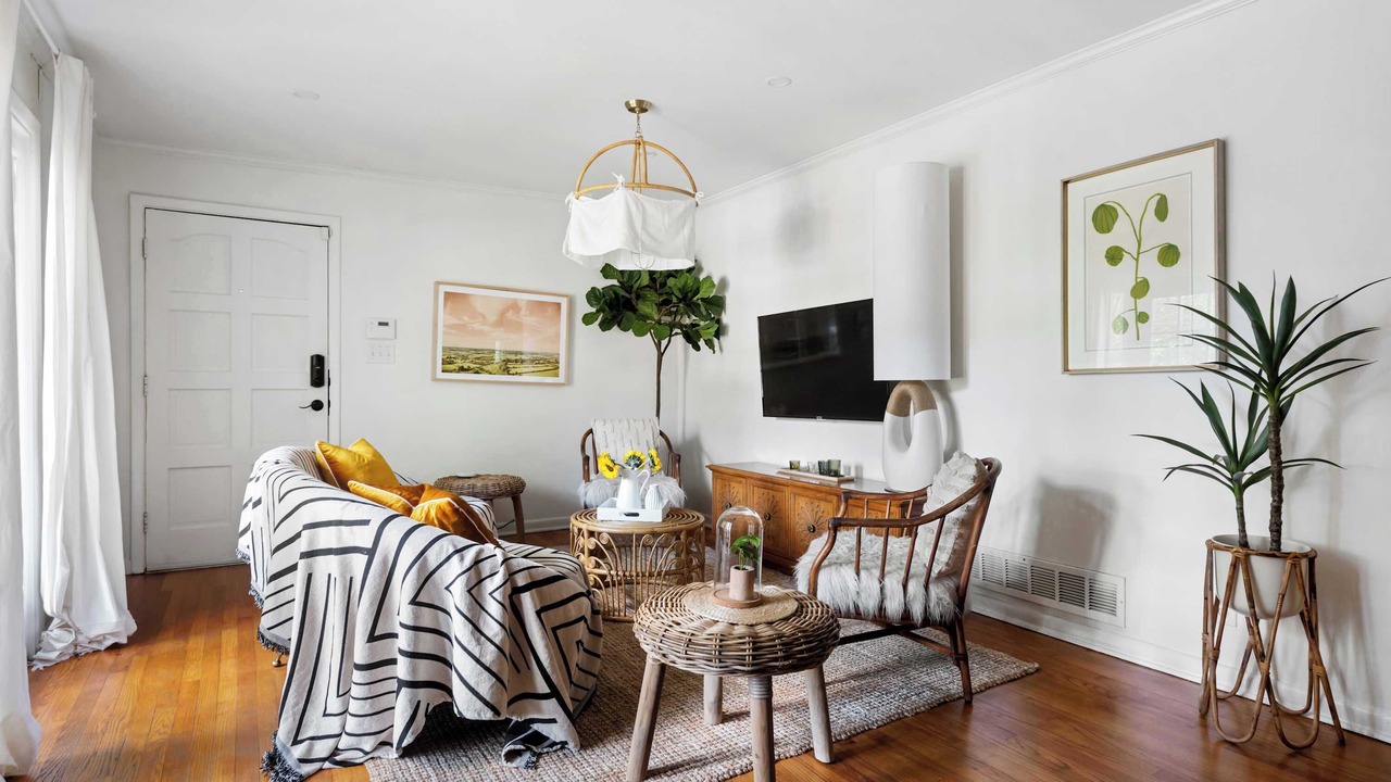 Photo of Livingroom in Atlanta