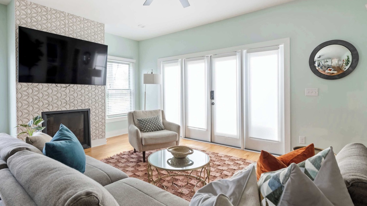 Photo of Livingroom in East Atlanta