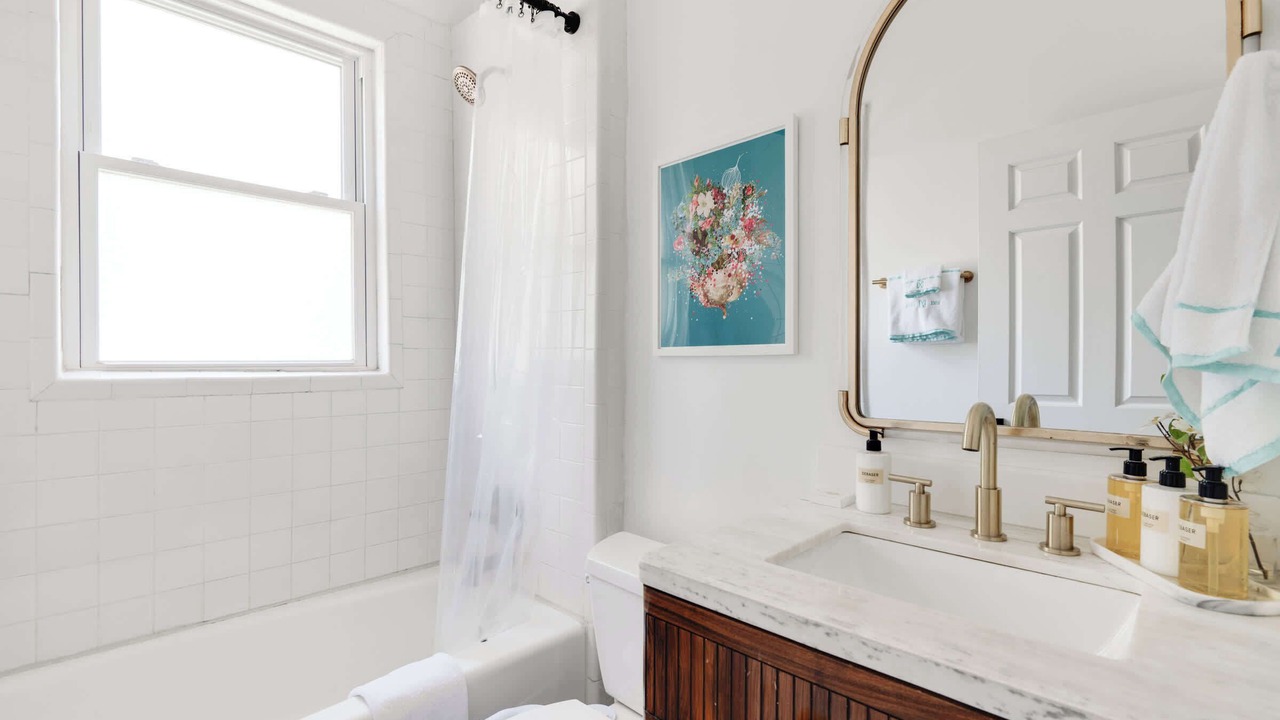 Photo of Bathroom in Candler Park