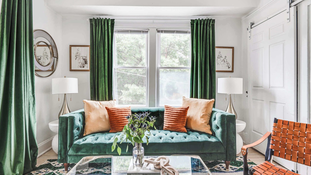Photo of Livingroom in Candler Park