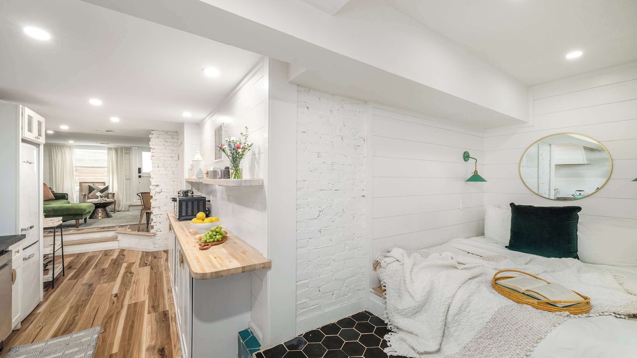 Photo of Bedroom in Midtown