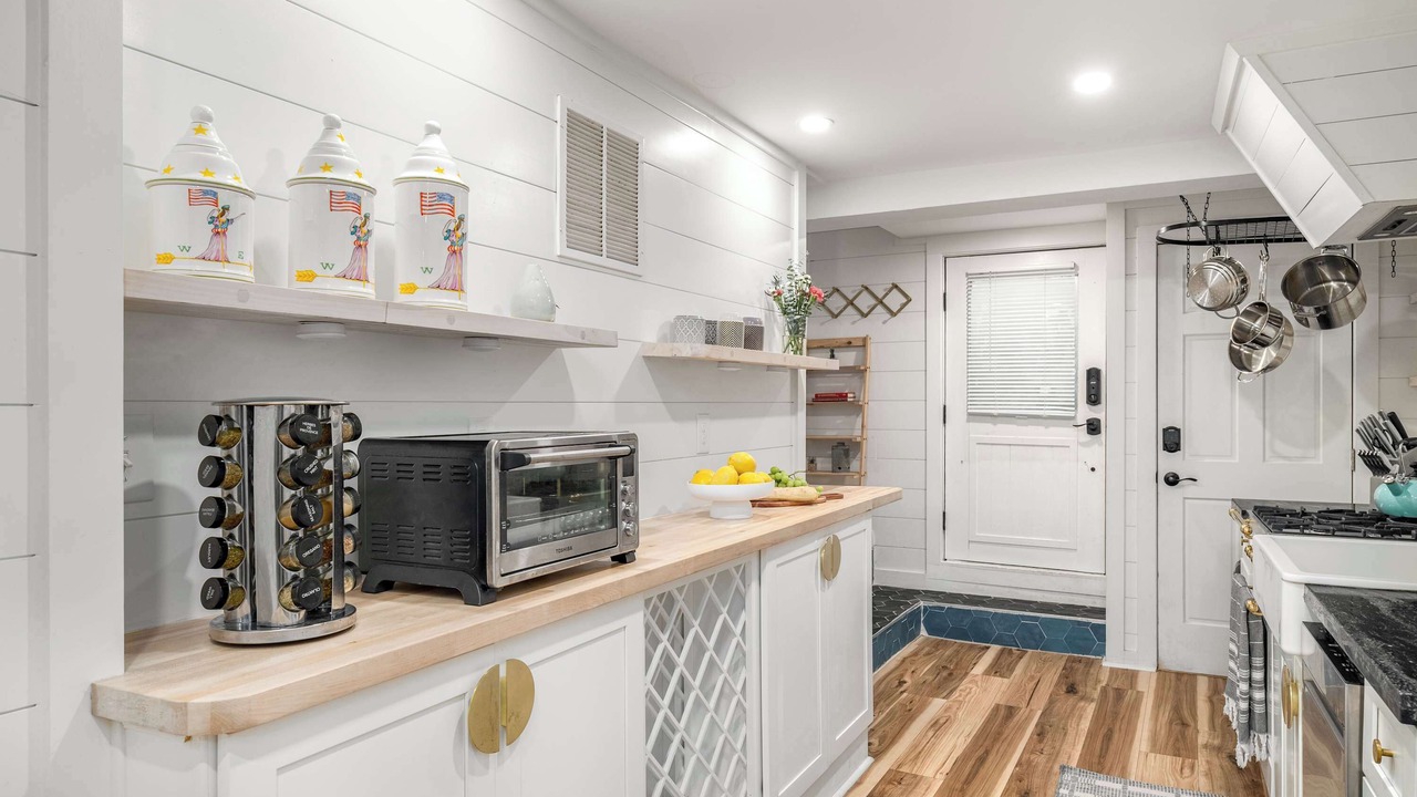 Photo of Kitchen in Midtown