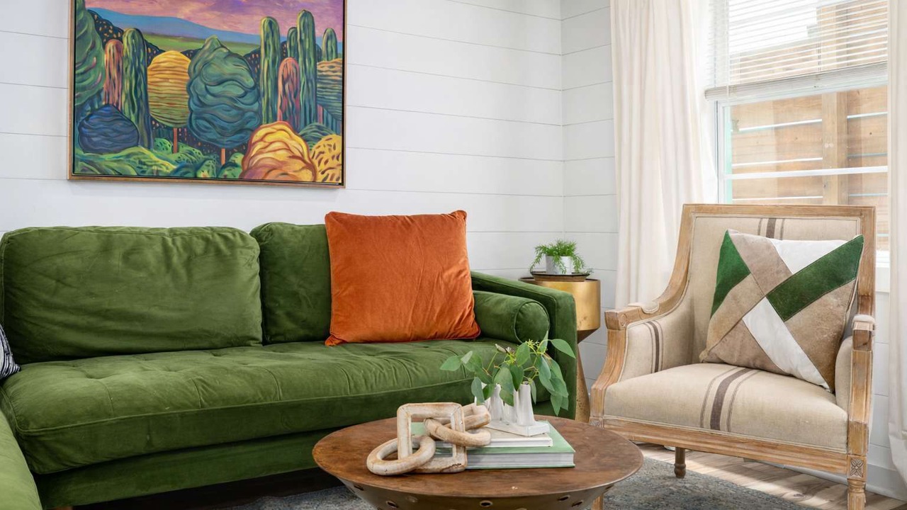 Photo of Livingroom in Midtown