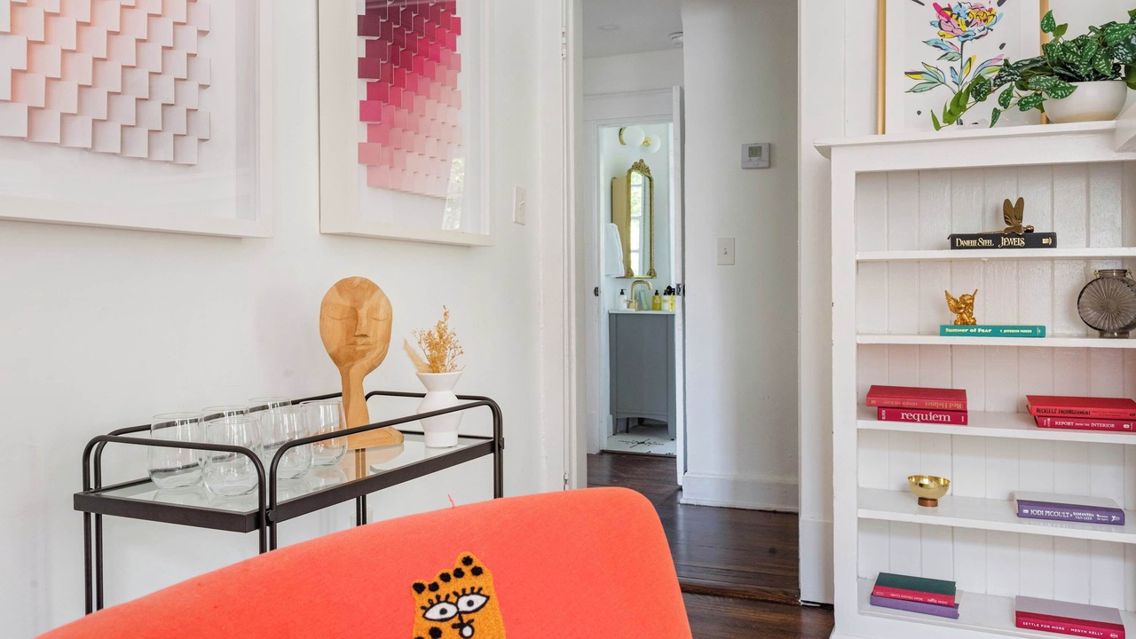 Photo of Livingroom in Inman Park