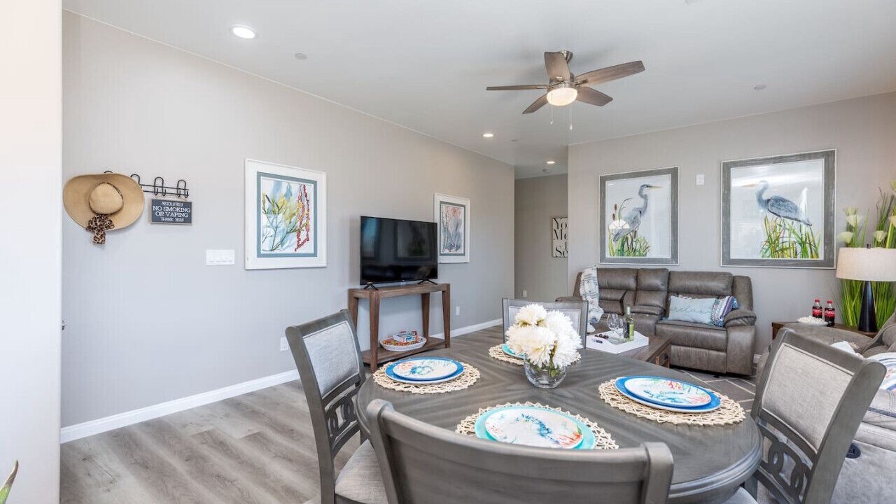 Photo of Livingroom in Ridgecrest