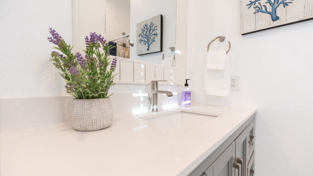 Photo of Bathroom in Ridgecrest