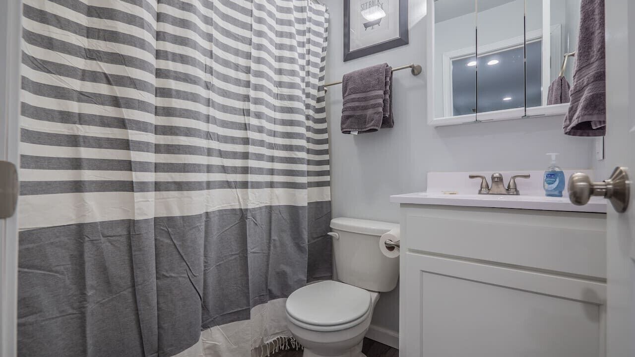 Photo of Bathroom in Maryville