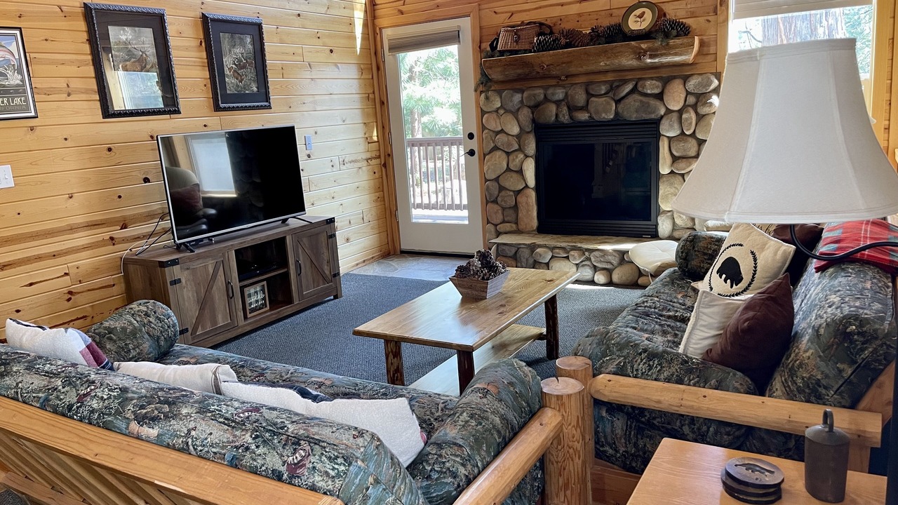 Photo of Livingroom in Musick Ridge