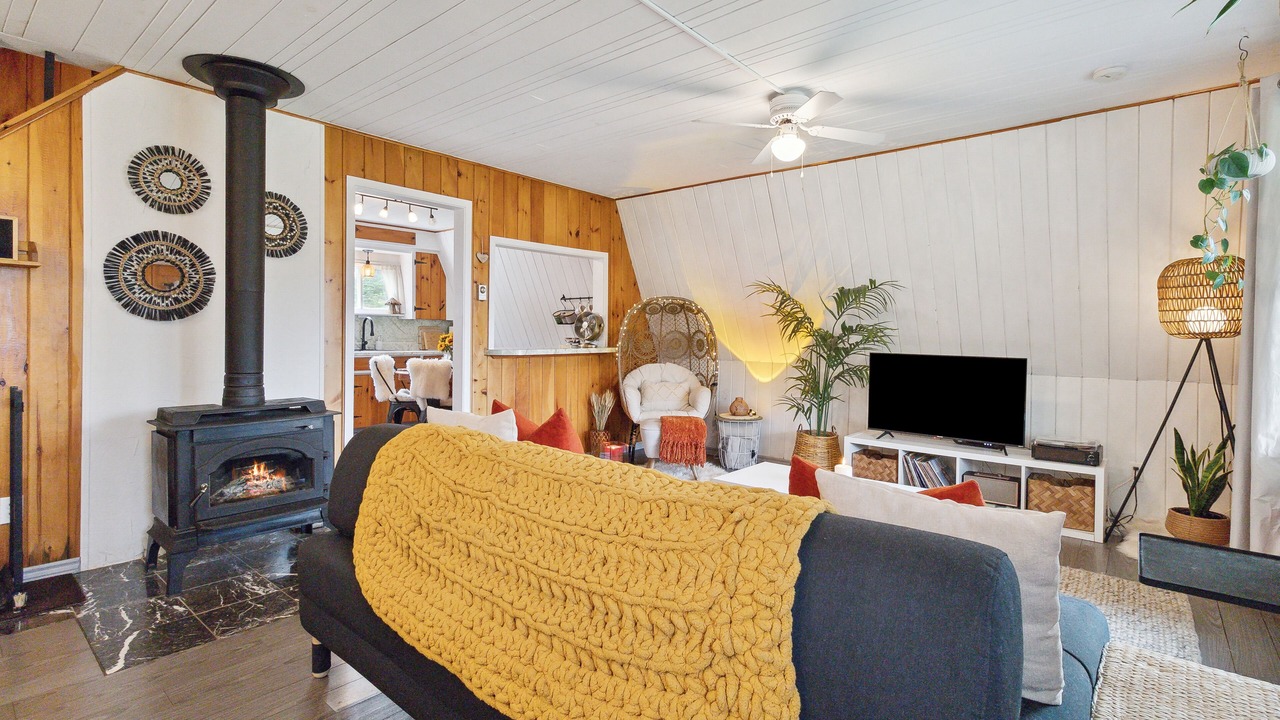 Photo of Livingroom in East Dalhousie