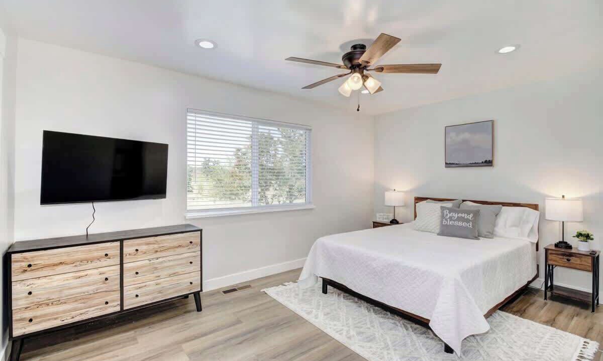 Photo of Bedroom in Loomis