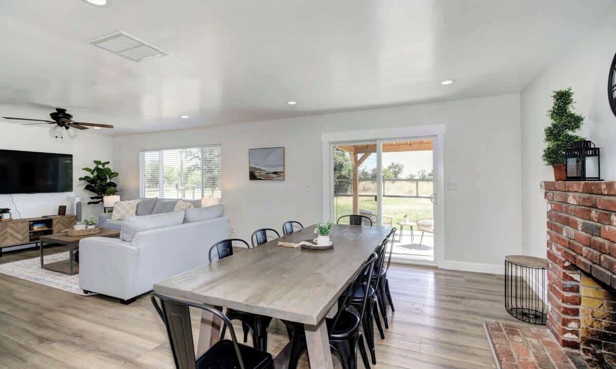 Photo of Others in Loomis