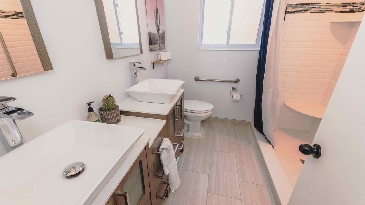 Photo of Bathroom in Royal Oak