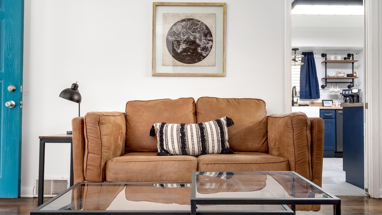 Photo of Livingroom in Royal Oak