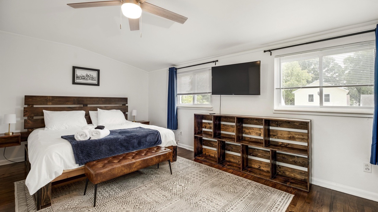 Photo of Bedroom in Royal Oak