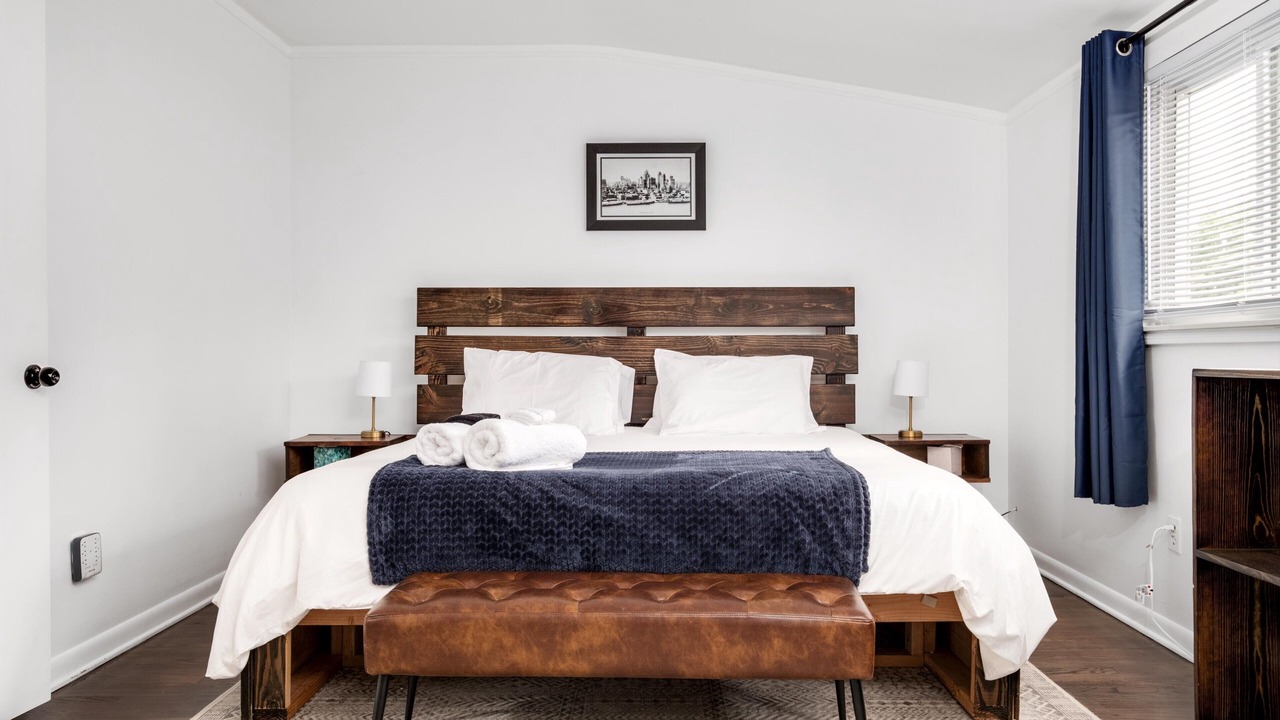 Photo of Bedroom in Royal Oak