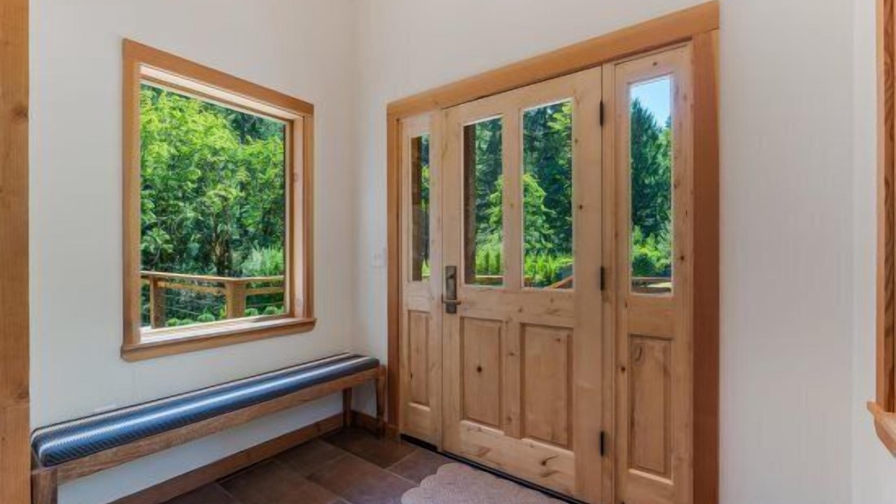 Photo of Others in Gaston