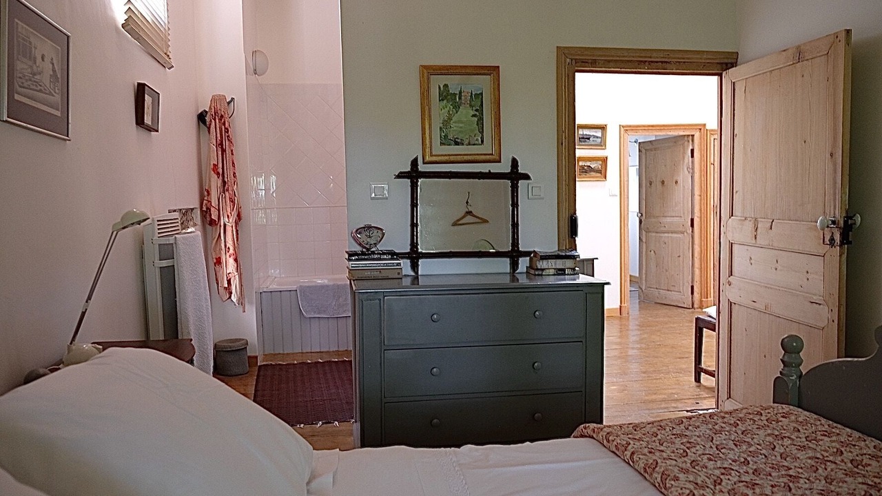 Photo of Bedroom in Saint-Genis