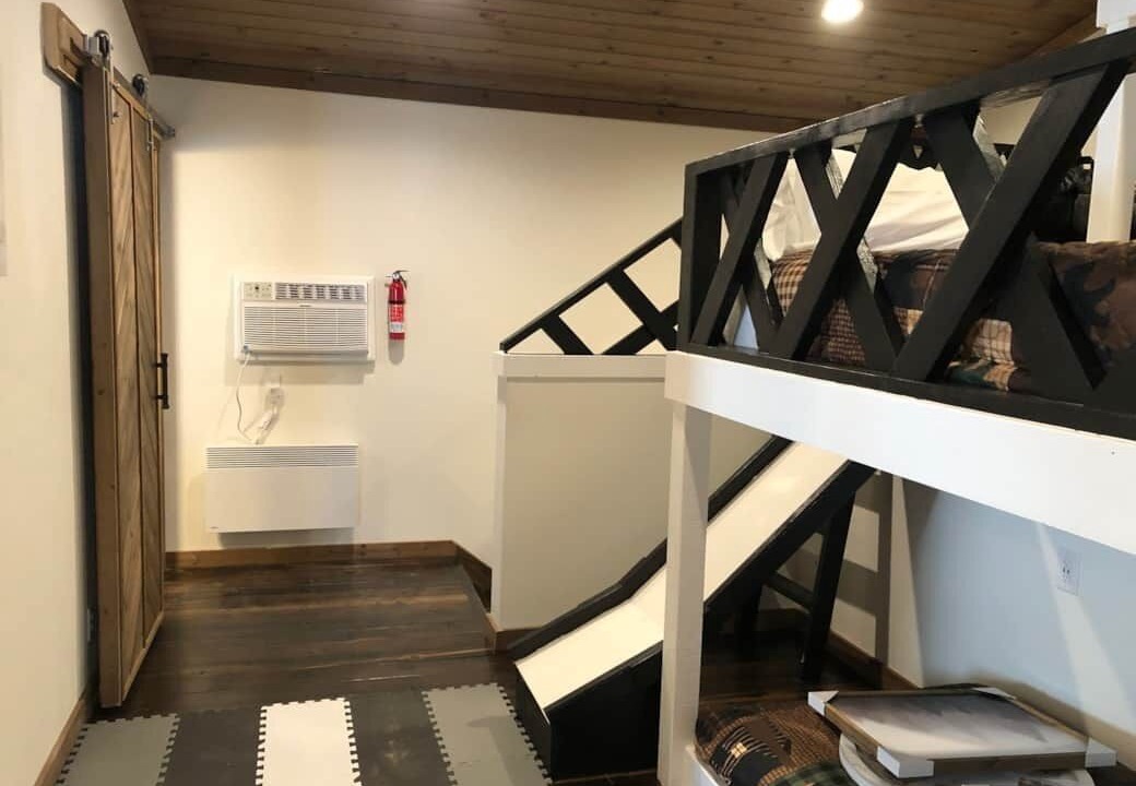 Photo of Bedroom in Island Park