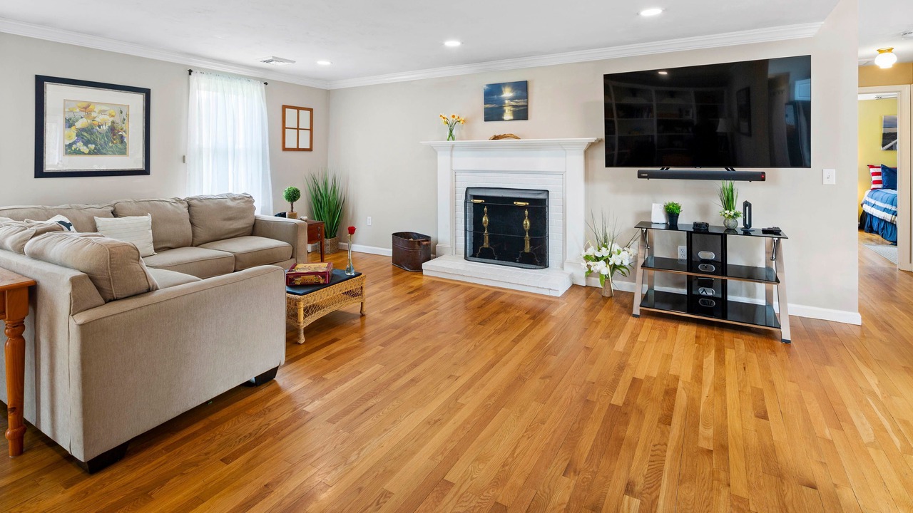 Photo of Livingroom in East Harwich