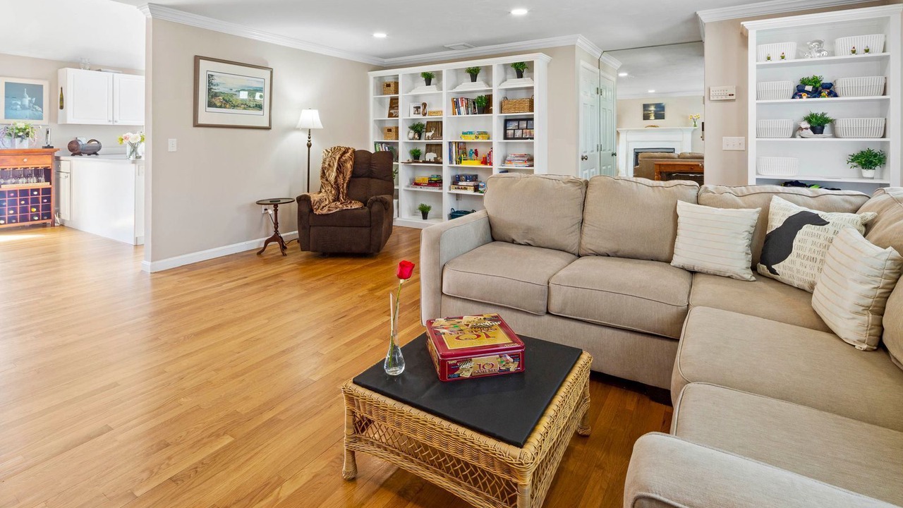 Photo of Livingroom in East Harwich