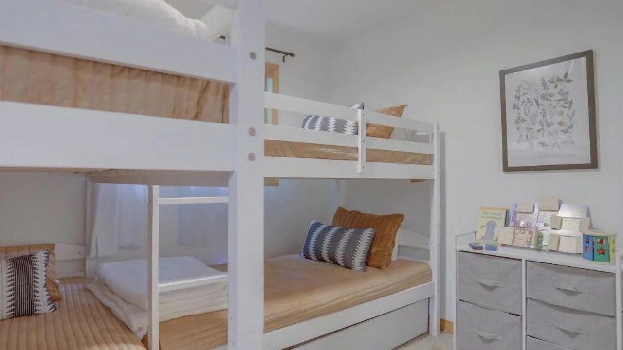 Photo of Bedroom in Rhododendron