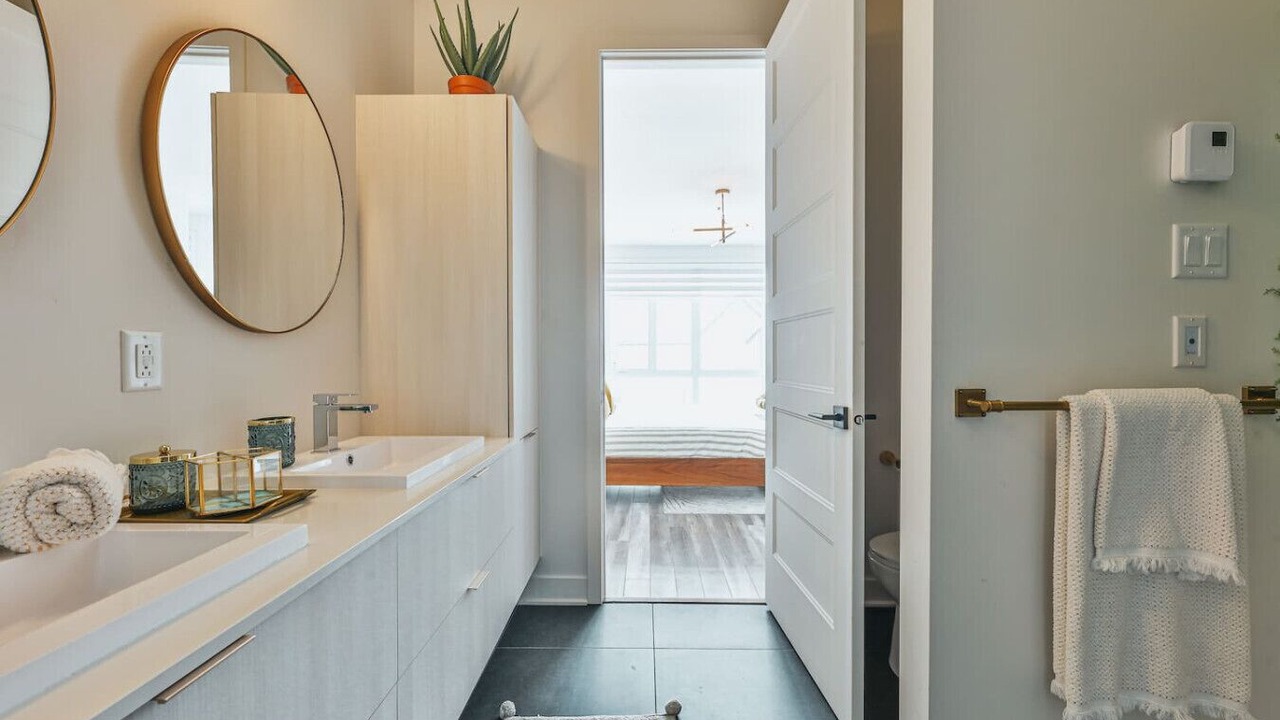 Photo of Bathroom in Mirabel