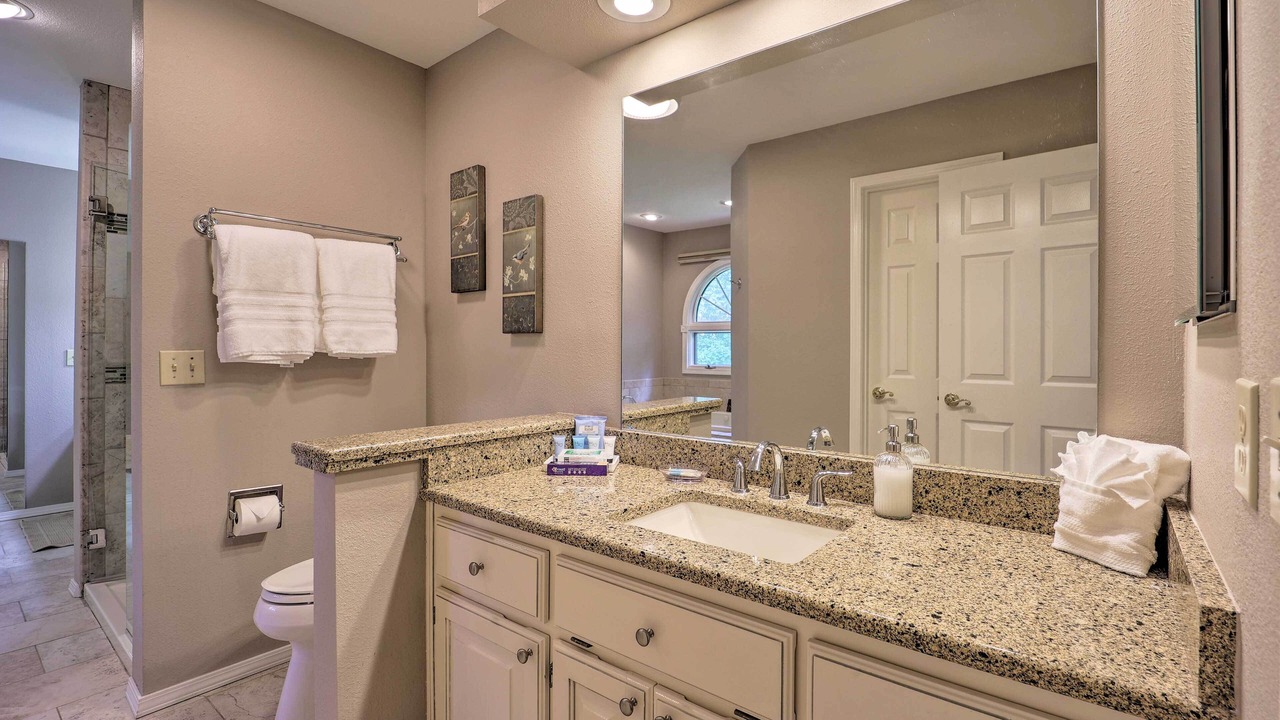 Photo of Bathroom in Bella Vista
