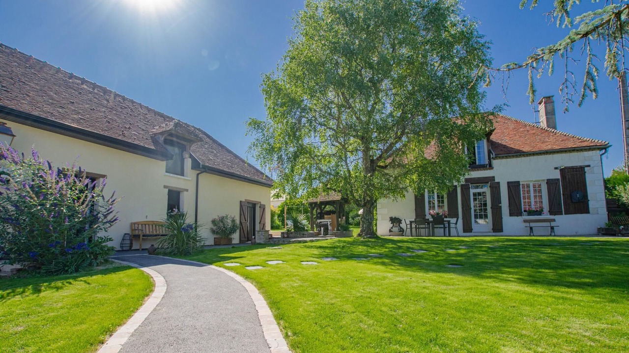 Photo of Outdoor in Macey