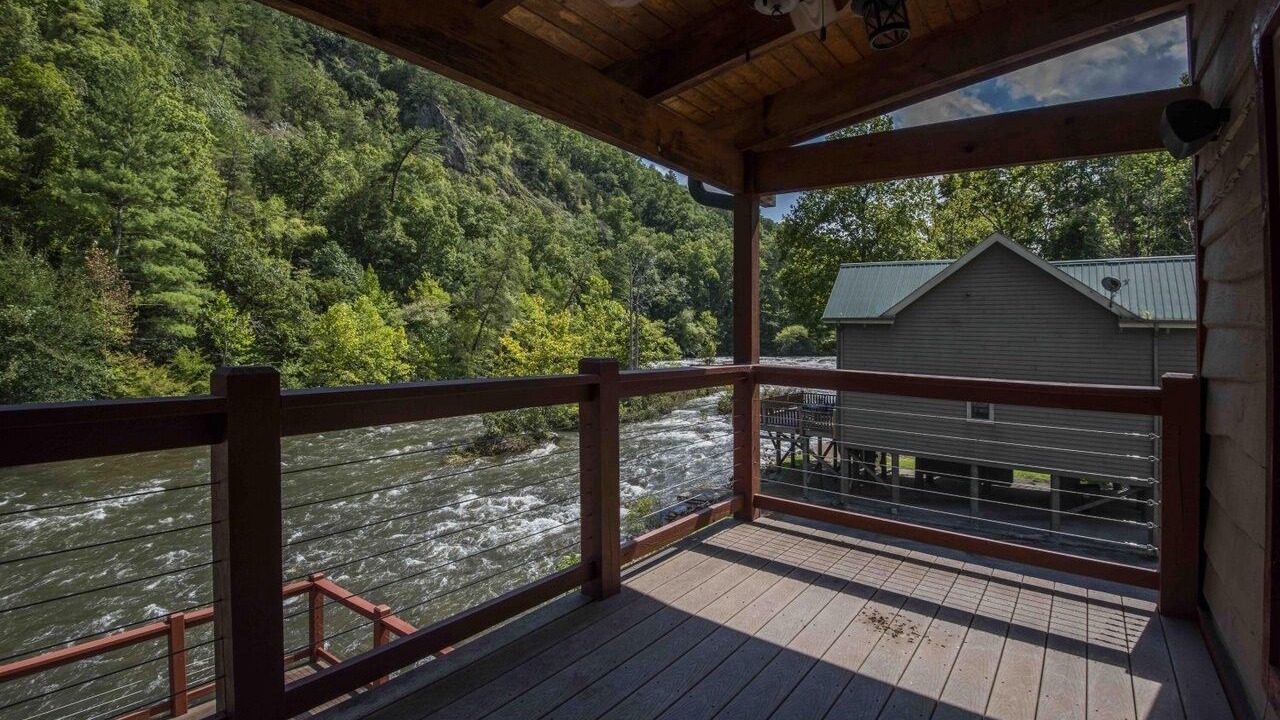 Photo of Patio Balcony in La Romieu