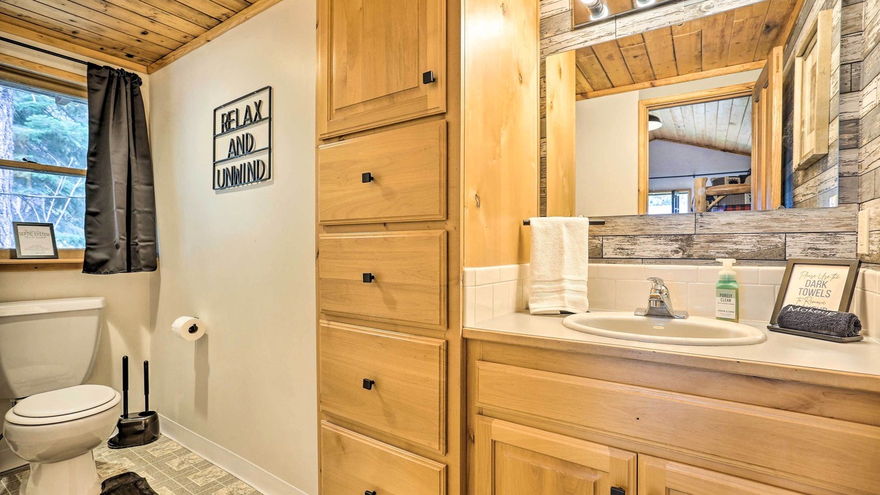 Photo of Bathroom in Garden Valley