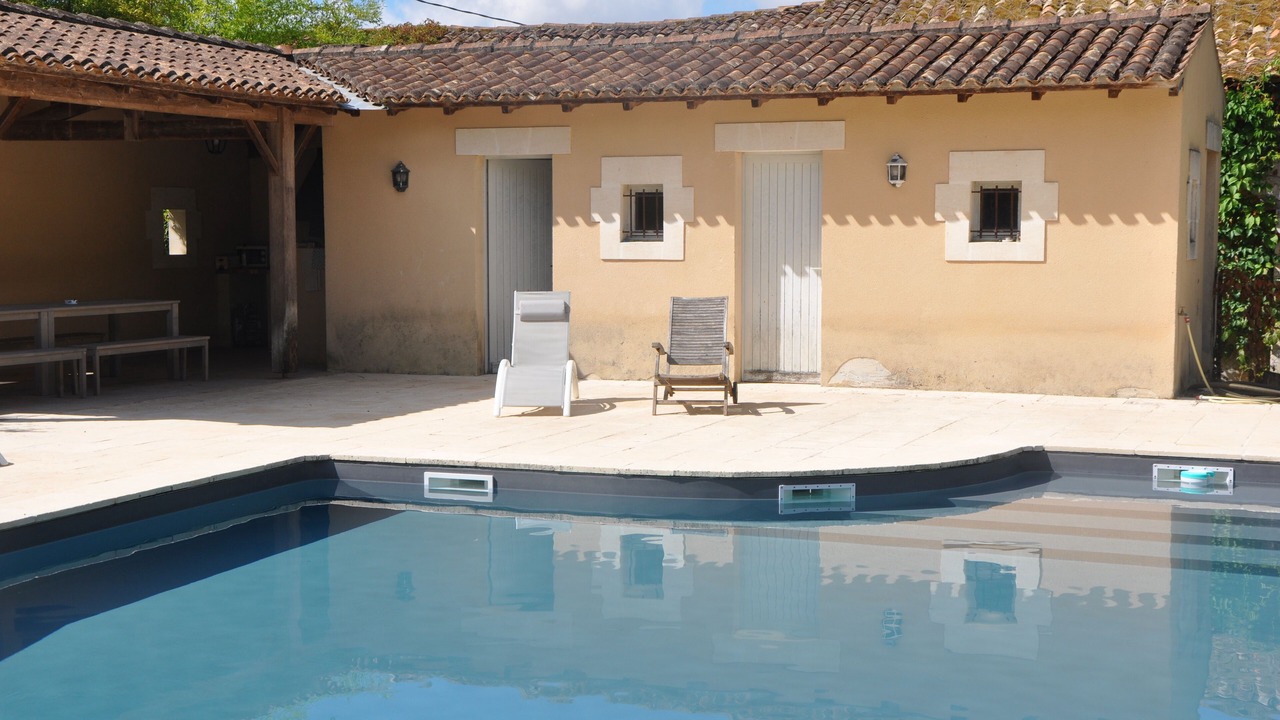 Photo of Outdoor in Saint-Thomas-de-Conac