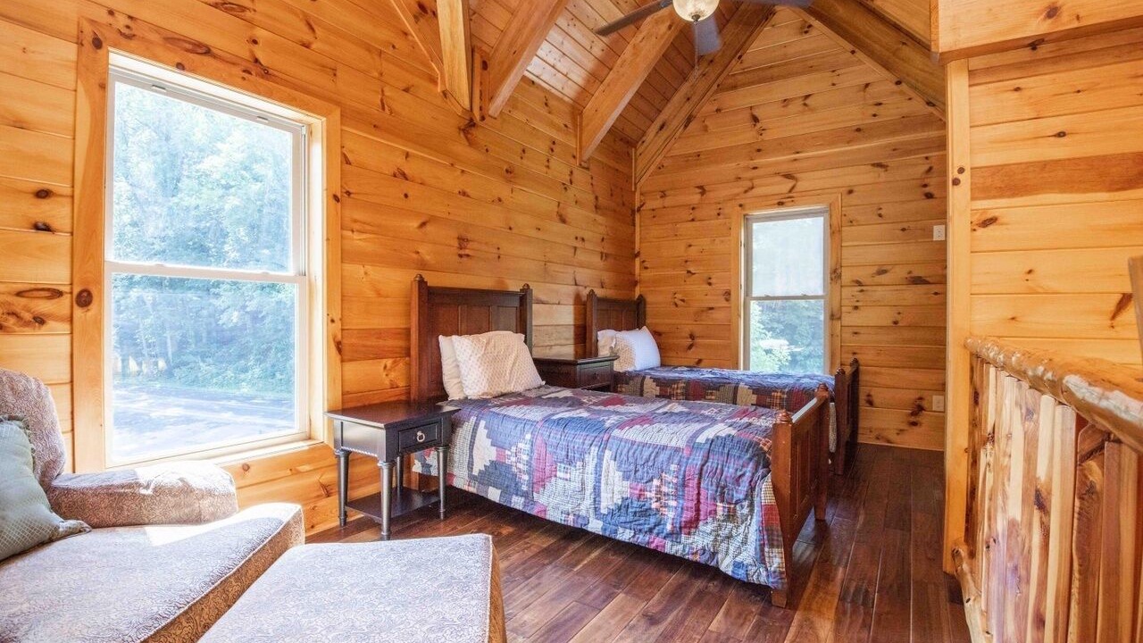 Photo of Bedroom in Tellico Plains