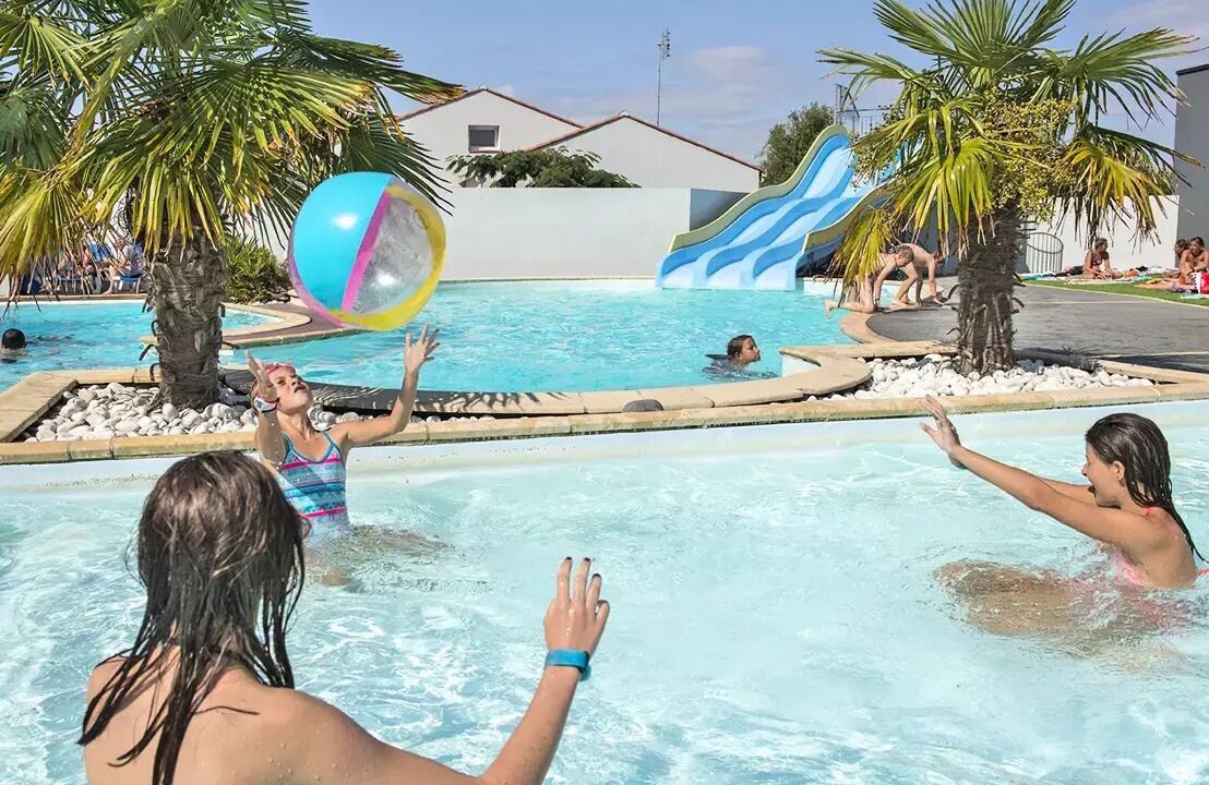 Photo of Outdoor in Brem Sur Mer